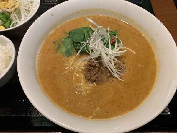 「担々麺(ランチ）¥950＋かにレタス炒飯¥1000」@チャイニーズキッチン 小猫の写真