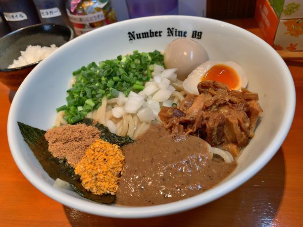 「油そば＋味玉」@麺Dining Number Nine 09の写真