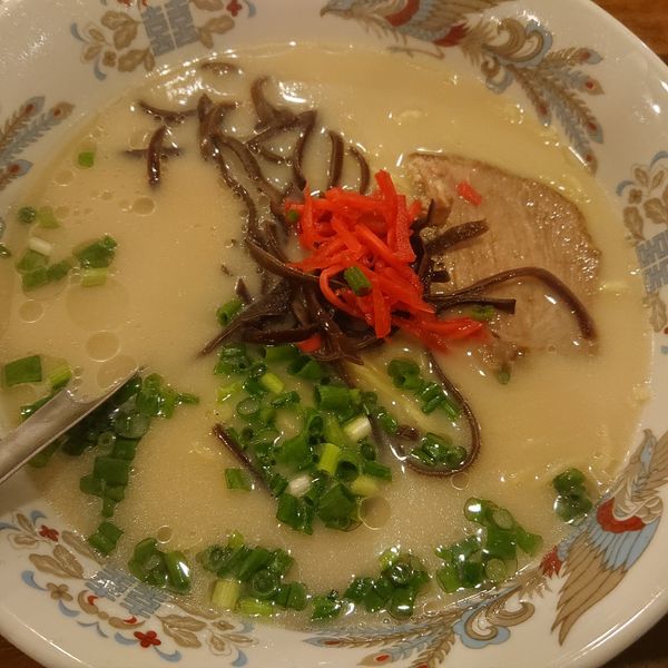 「感謝麺セット780円、生ビール500円」@龍王 本店の写真