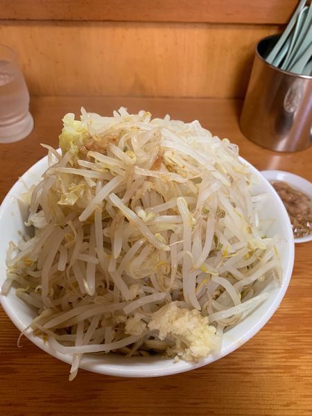 「汁なしニンニクちょいマシあと全マシ」@ラーメン もみじ屋の写真