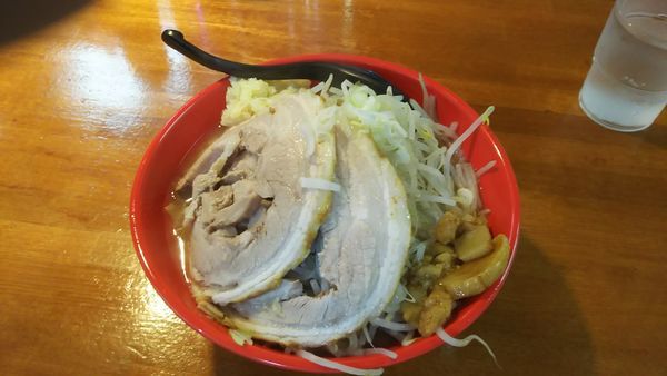 「中ラーメン(豚1枚３００ｇ)+チャーシュー」@麺屋 もりのの写真