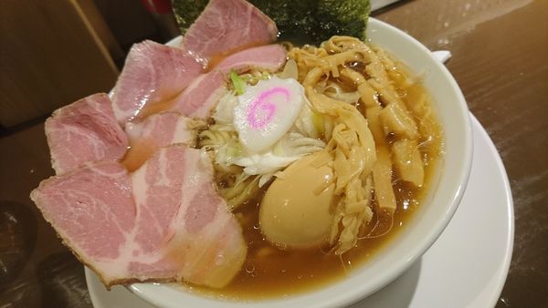 「鶏中華そば 全のせ」@鶏そば 啜るの写真