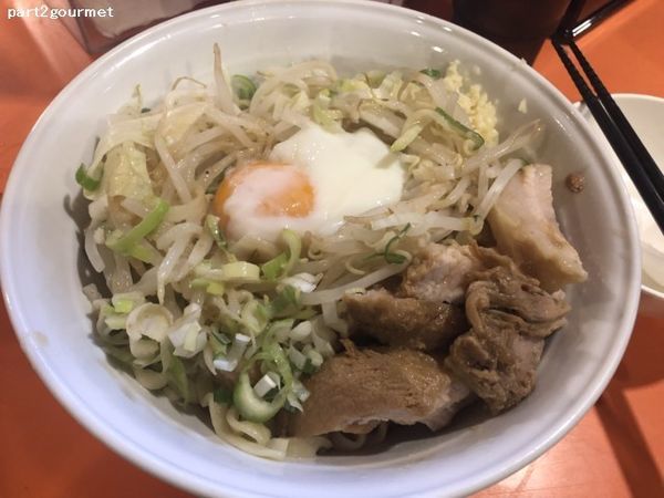 「油そば醤油(きざみ豚・温玉付き) (920円)」@ちばからの写真