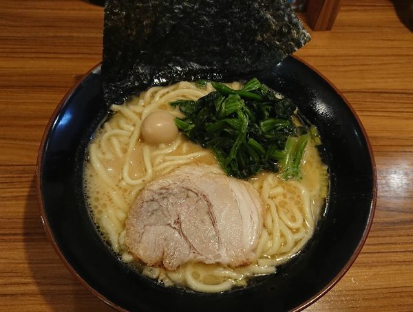 「ラーメン（醤油）」@横浜家系ラーメン 壱角家 松戸店の写真