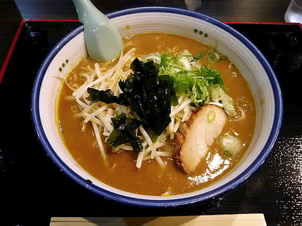 「元祖カレーラーメン大盛り920円」@味の大王 総本店の写真