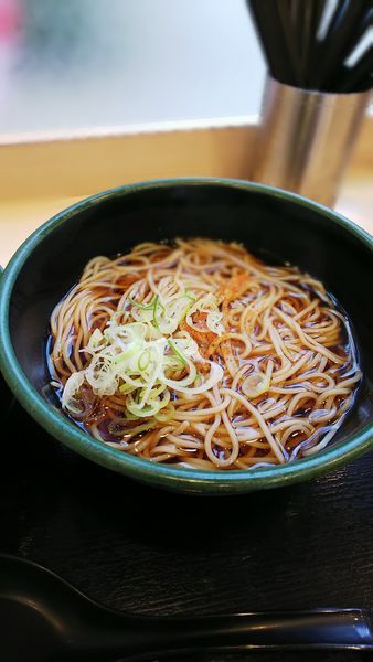 「かけそば」@ゆで太郎 関内ベイスターズ通り店の写真