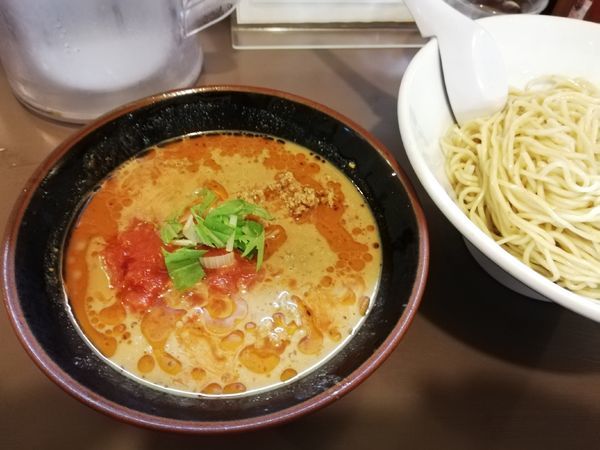 「胡麻だれ冷やしつけ麺　限定」@鶏こく中華 すず喜の写真