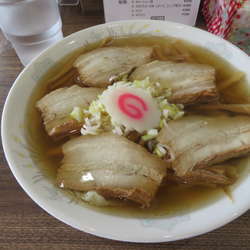 チャーシュウメン(880円)+メンマトッピング(100円)