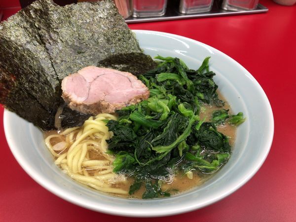 「らーめん 650円 ほうれん草 100円」@家系らーめん 武将家の写真