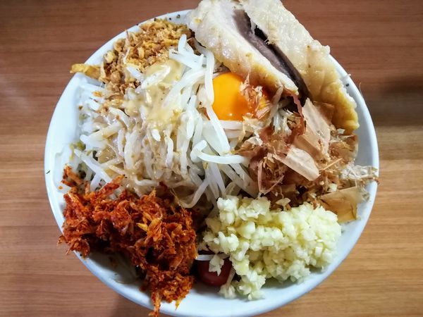 「冷やし中華B950ニンニクマシマシ海老辛」@豚星。の写真