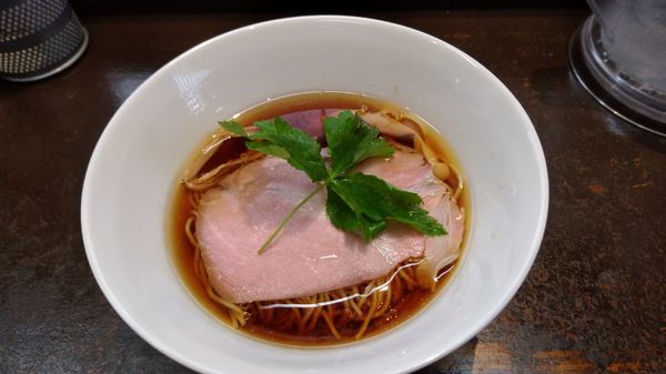 「醤油蕎麦（750円）」@神保町黒須の写真