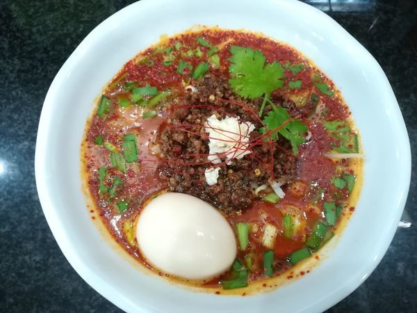 「しびれ台湾カレーらーめん＋味玉」@Ramen 光鶏の写真