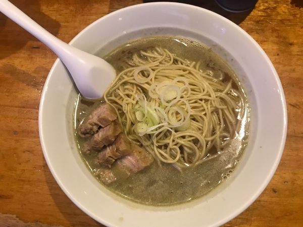 「比内鶏肉そば中盛」@自家製麺 伊藤の写真