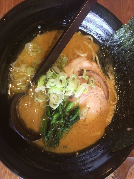 「とんこつ醤油」@アヒル家の写真