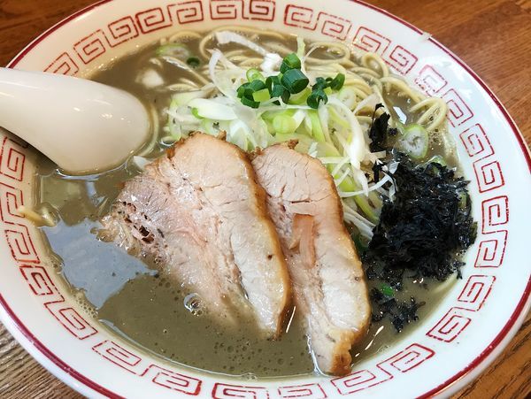 「濃厚煮干しそば」@煮干中華そば専門 煮干丸の写真