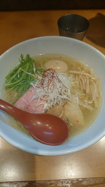 「味玉塩ラーメン」@麺屋 翔 品川店の写真