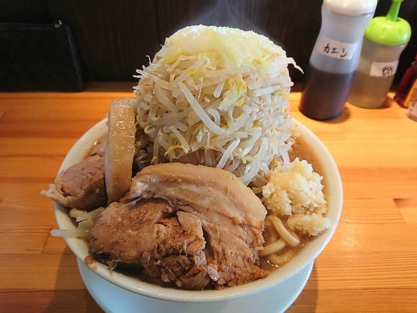 「ラーメン(野菜、油まし)750円」@ラーメン縁次の写真