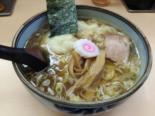 「わんたん麺」@いつみ屋の写真