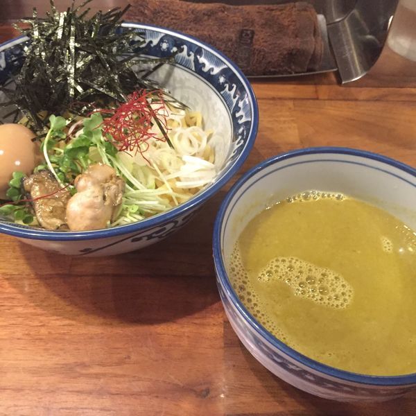 「牡蠣 つけ麺」@麺や佐市の写真