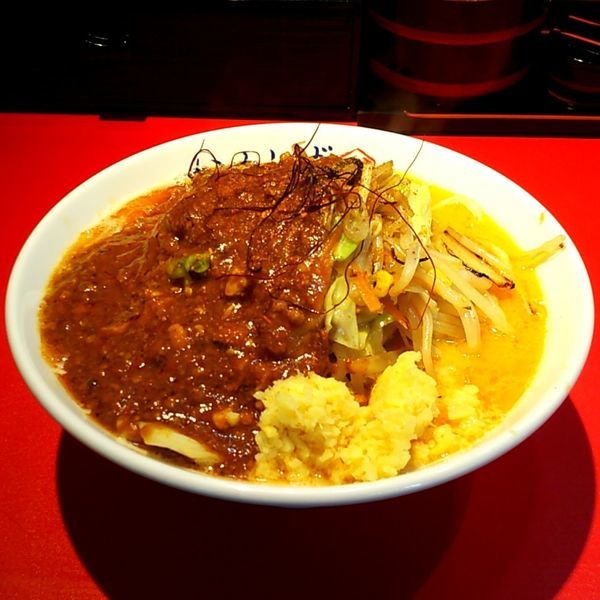 「麻辣タンメン」@濃厚タンメン かめしげの写真