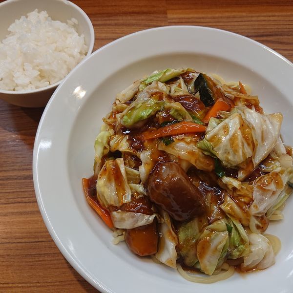 「源丸冷やし750円、半ライス100円」@麺屋 源丸の写真