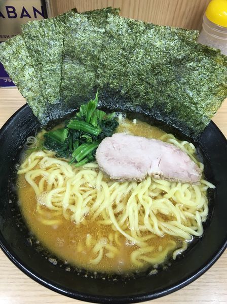 「ラーメン中盛  海苔  硬め  多め」@横浜ラーメン 武蔵家 御茶ノ水店の写真