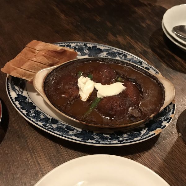 「ミートボール・カレーシチュー/バケット添え」@ハングリー・ハンフリーの写真