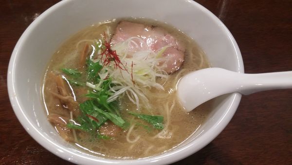 「白そば750円」@中華そば 三太の写真