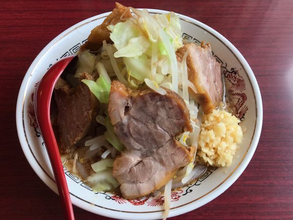 「二郎系チャーシュー麺 ¥900」@大黒家の写真