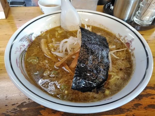 「ニンニクラーメン+餃子+小豚めし」@ハルピンラーメン 本店の写真
