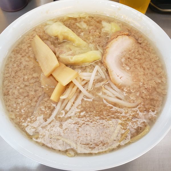 「ワンタン麺　油多め」@ホープ軒 千駄ヶ谷本店の写真