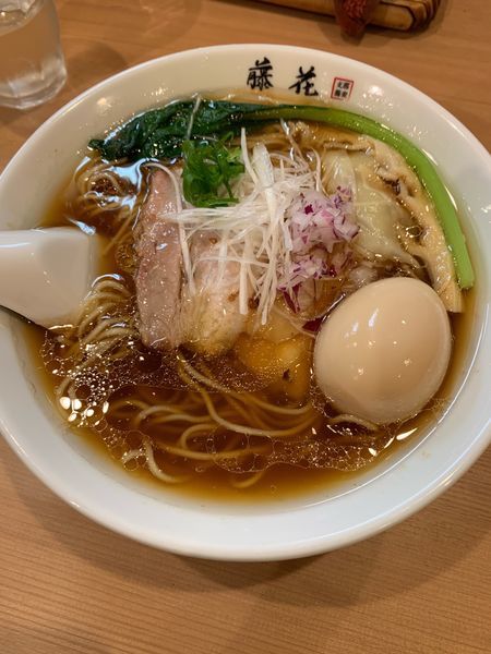「特製醤油らぁめん980円」@支那蕎麦屋 藤花の写真