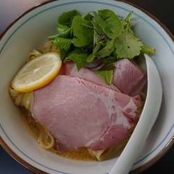 メルガレホのクリームまぜそば