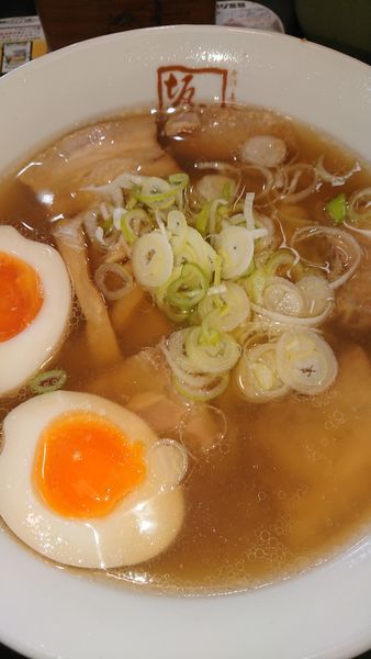 「喜多方ラーメン 味玉トッピング」@喜多方ラーメン 坂内 京橋店の写真