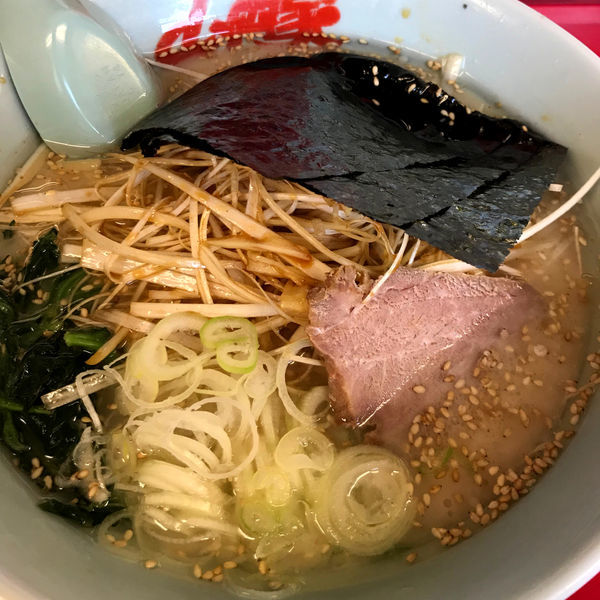 「塩ラーメン　650円　味付ネギ」@ラーメン山岡家 大泉店の写真