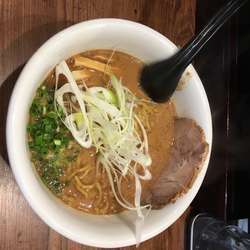 煮干し醤油ラーメン