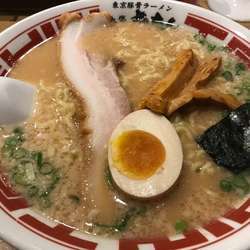 東京豚骨ラーメン