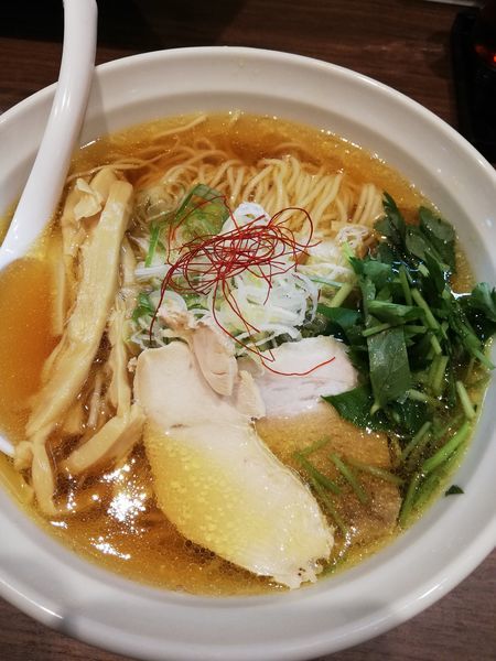 「比内地鶏らーめん」@麺屋 十郎兵衛 秋田駅トピコ店の写真