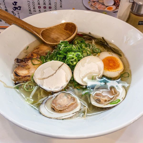 「魚介塩らーめん(はまぐり)」@KINGの写真