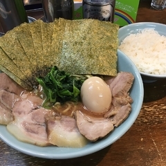 家系ラーメン 桂家の画像