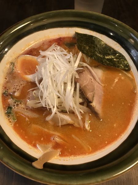 「味噌激辛3倍、ニンニク入り」@ホロトン 東中野駅前店の写真