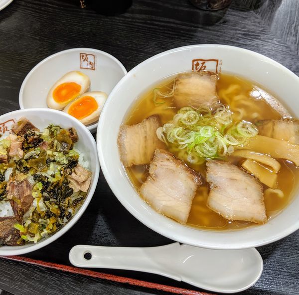 「高菜焼豚ご飯セット　980円」@喜多方ラーメン 坂内 汐留シティセンター店の写真