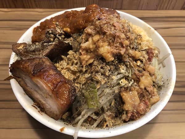 「汁なしフュージョン」@ヒノブタセカンド 南越谷駅前店の写真