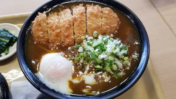 「かつカレーラーメン」@諏訪湖SA（上り）の写真