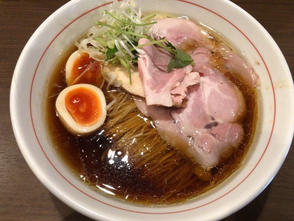 「特選ラーメン 黒」@八咫烏の写真