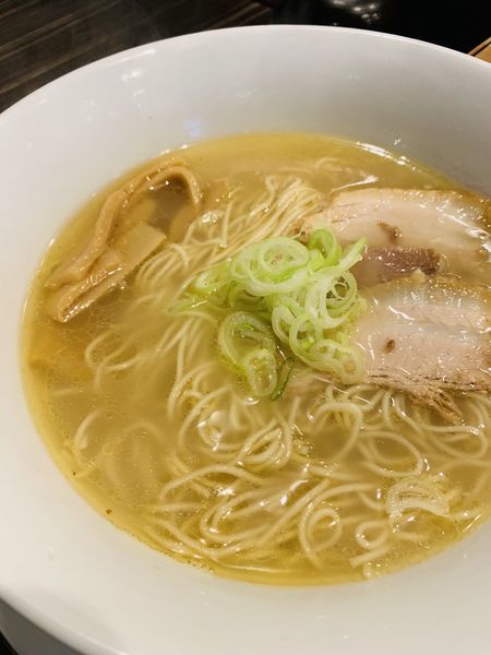 「しおらーめん」@なるとや 大須店の写真