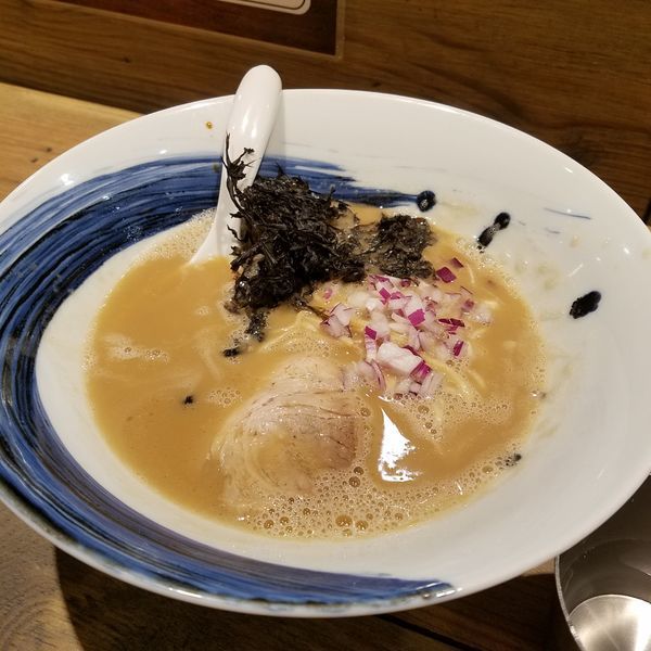 「真鯛白湯らーめん(¥850)」@麺屋 翔 みなとの写真