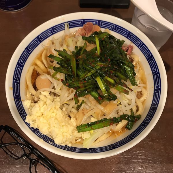 「えびラーメン 少なめ 辛ニラ うずら玉子」@ラーメン ゼンゼンの写真