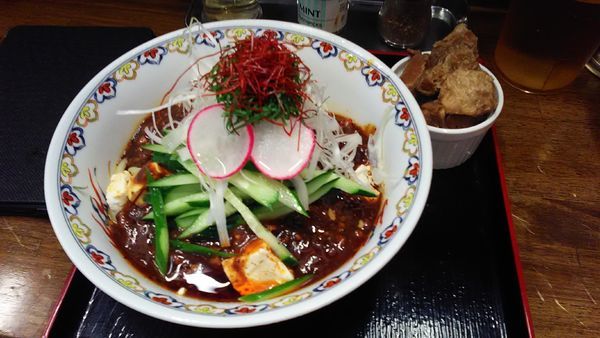 「冷やし麻婆麺+角煮」@辛っとろ麻婆麺 あかずきん 蒲田店の写真