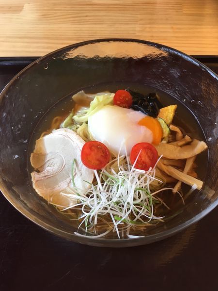「温玉のせ極み冷やしラーメン（650円）」@レストランゆま～るの写真